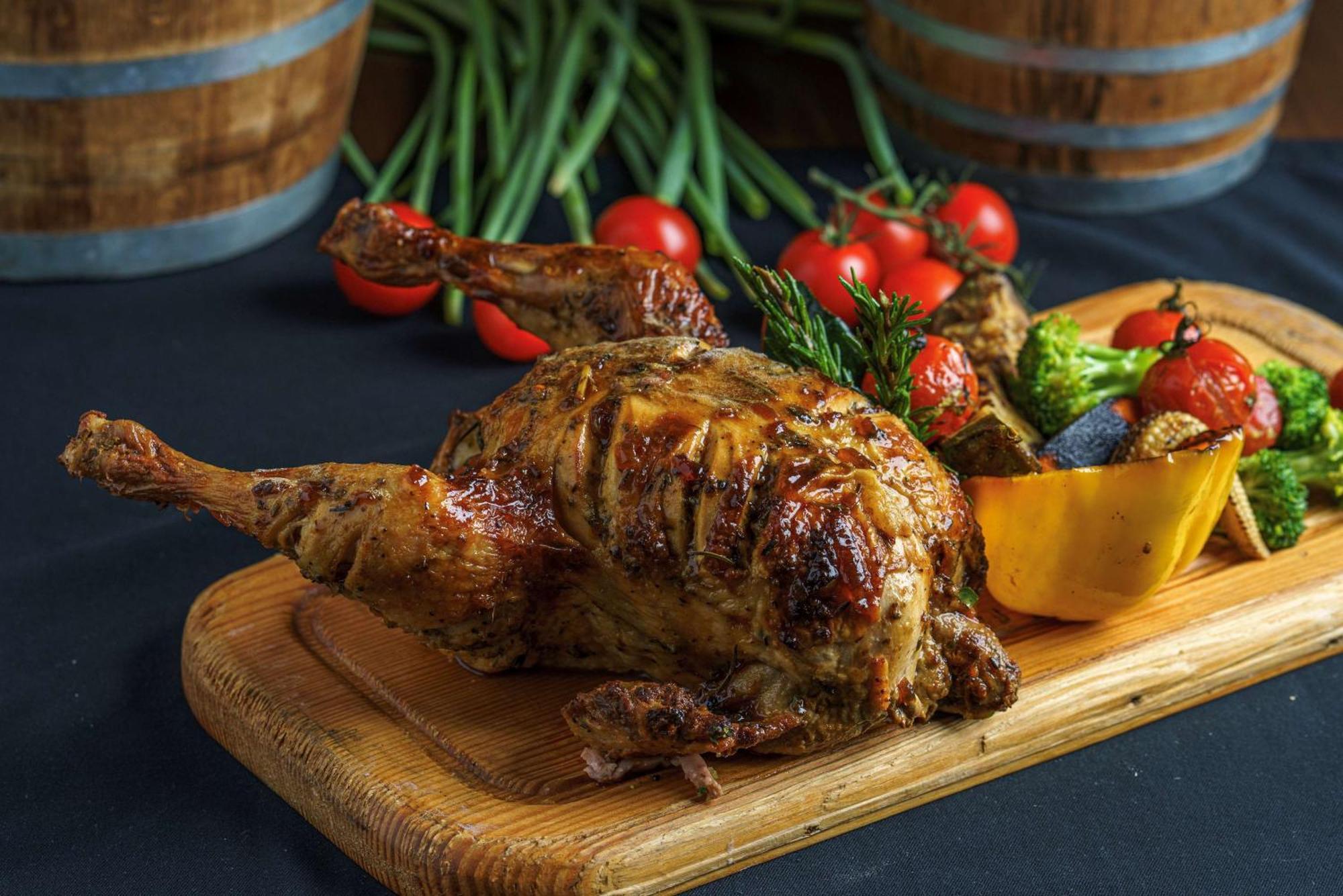 Radisson Blu Hotel & Resort, Sohar Exterior foto Roast duck