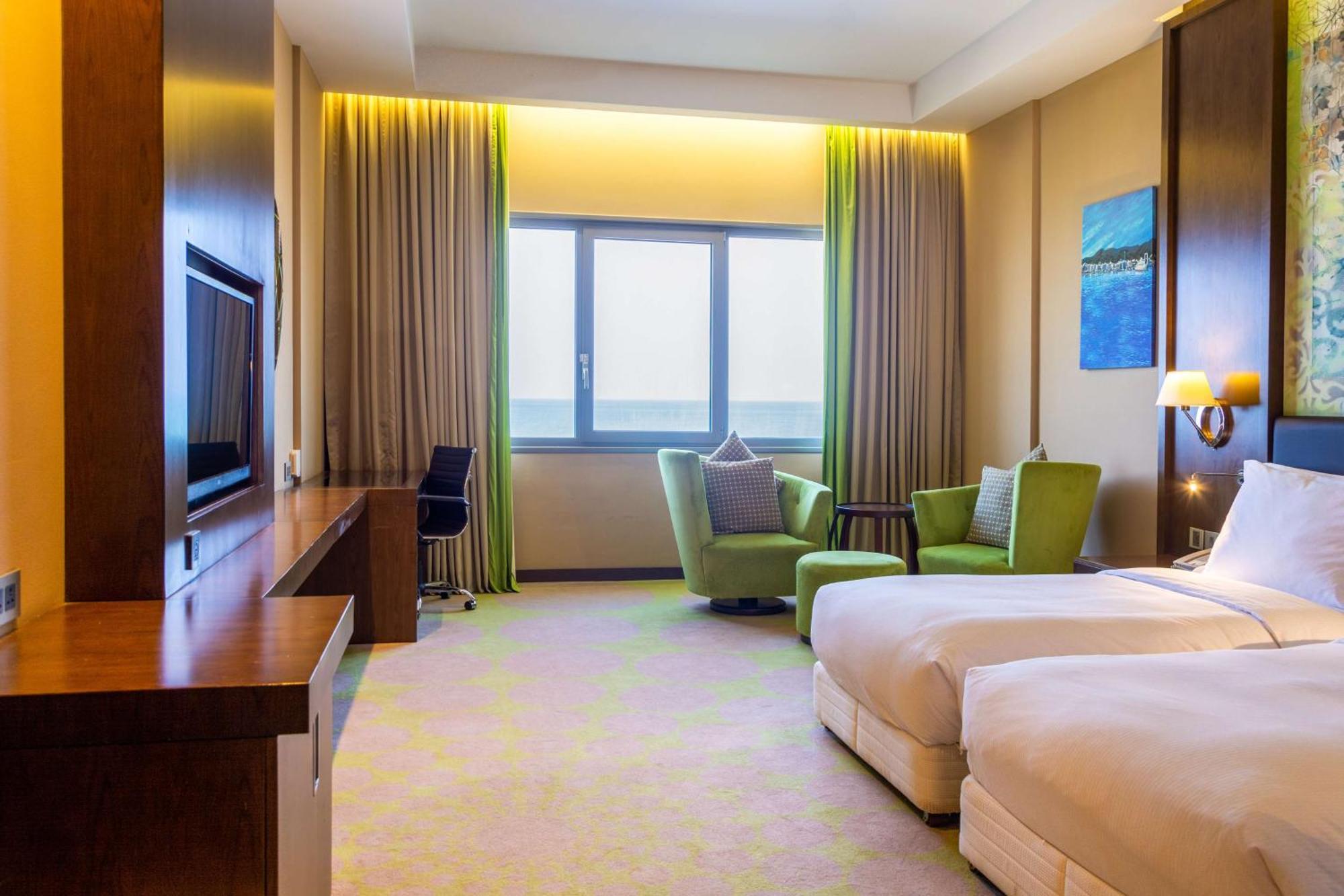 Radisson Blu Hotel & Resort, Sohar Exterior foto Deluxe room